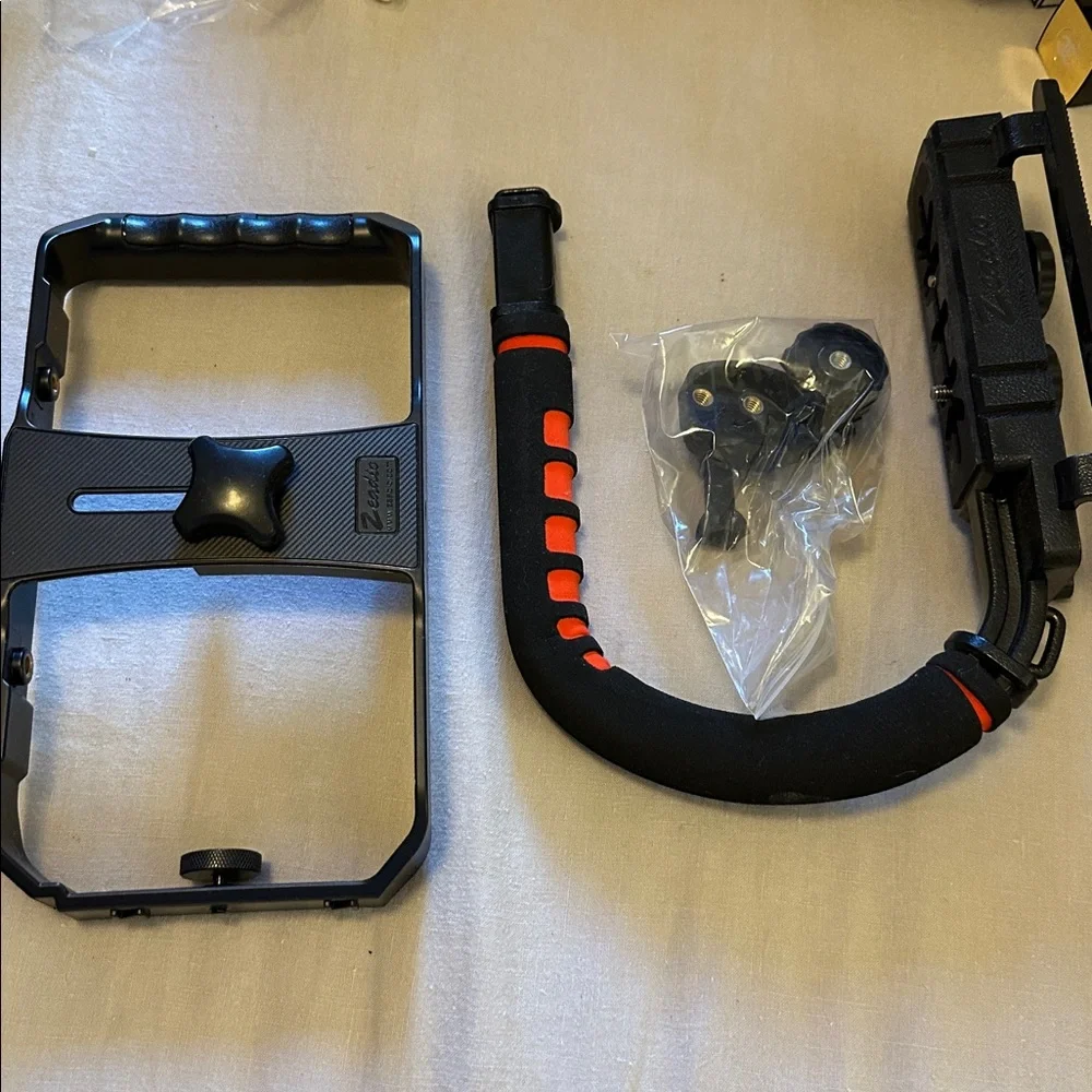 Zeadio Handheld Grip for Cameras - New